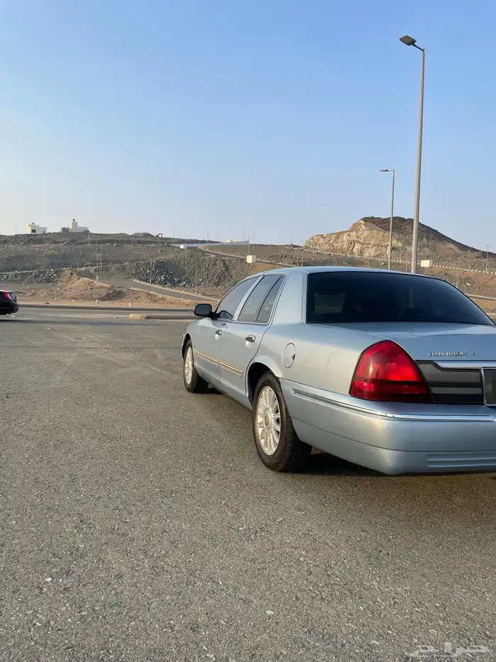 جراند ماركيز 2011 LS 4