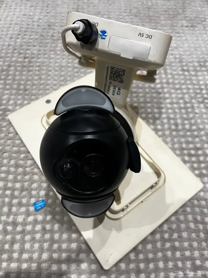 كميرا بالطاقه الشمسيه 0