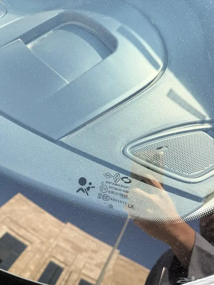 تاليسمان رينو 2018 8