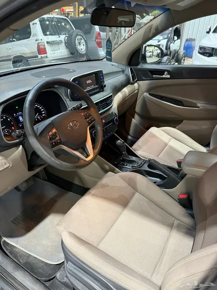 للبيع هونداي توسان موديل 2020 7