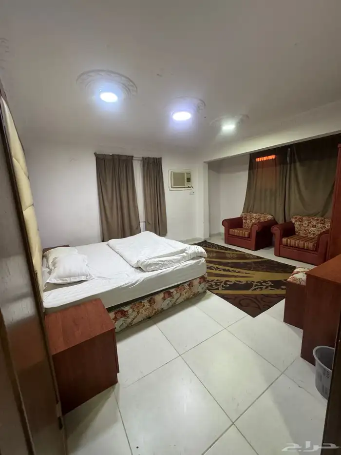 شقق مفروشه عوئل في سوق العنقري للايجار وللاستثمار 4