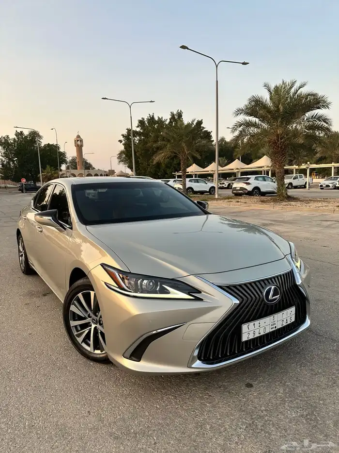 لكزس هايبرد ES300h موديل 2021 وكالة سعودي 56