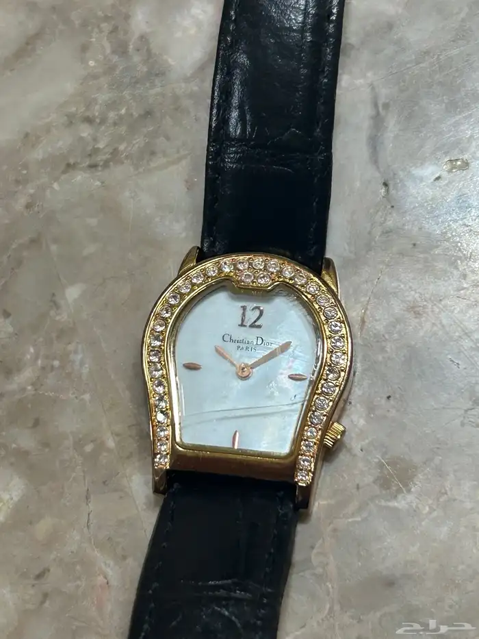 ساعة كريستيان ديور 1