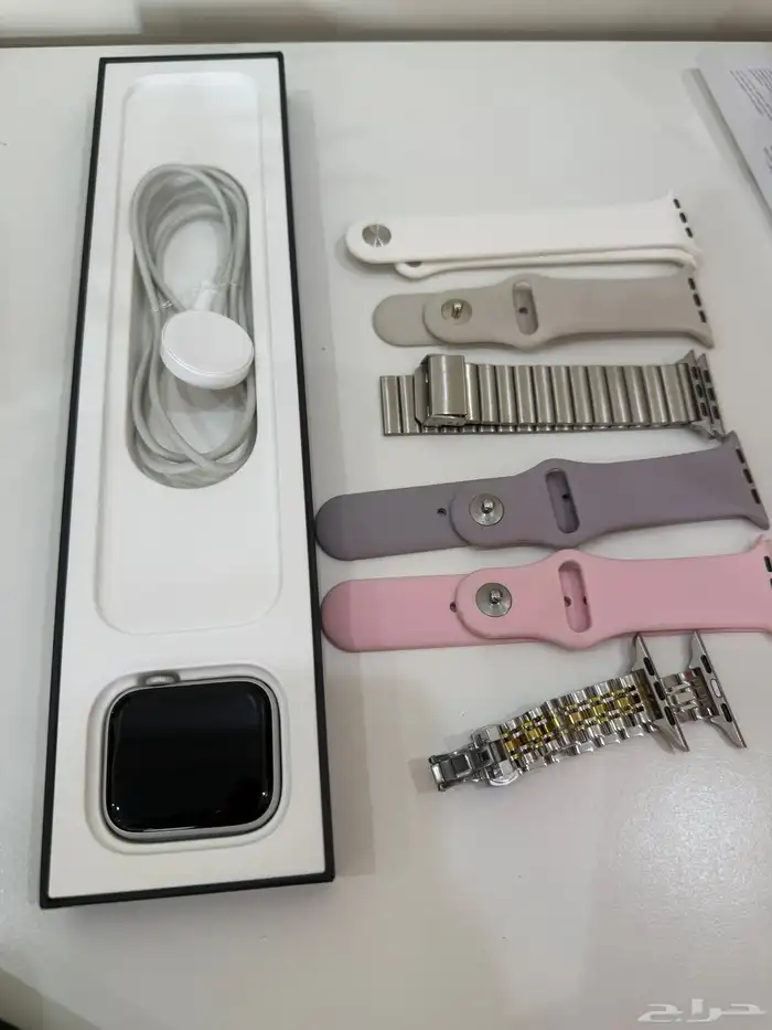 ساعة ابل ES الرياضيه 7