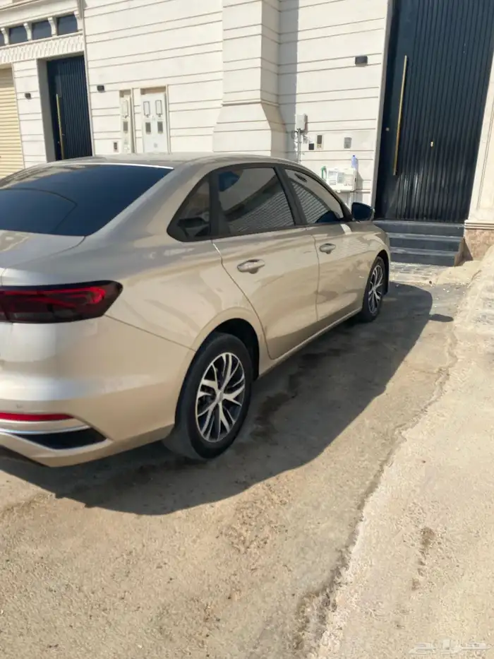 جيلي امجراند 2023 3