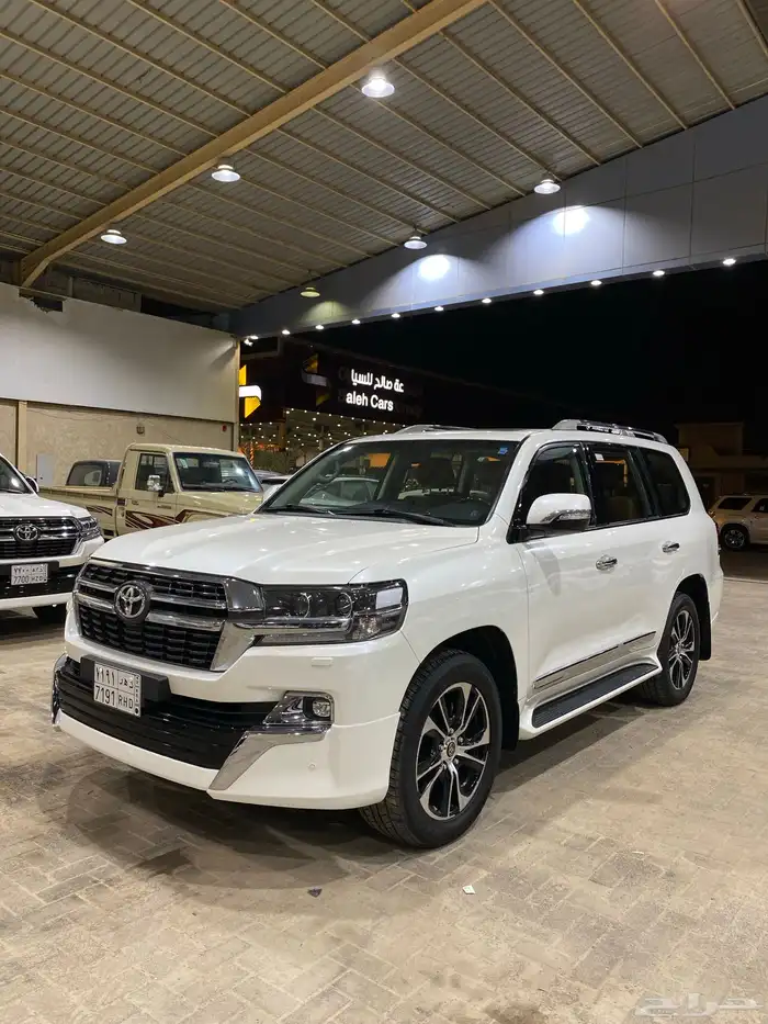 للبيع جيب جي اكس ار 2021 تورينق عبداللطيف عداد 142 الف 0