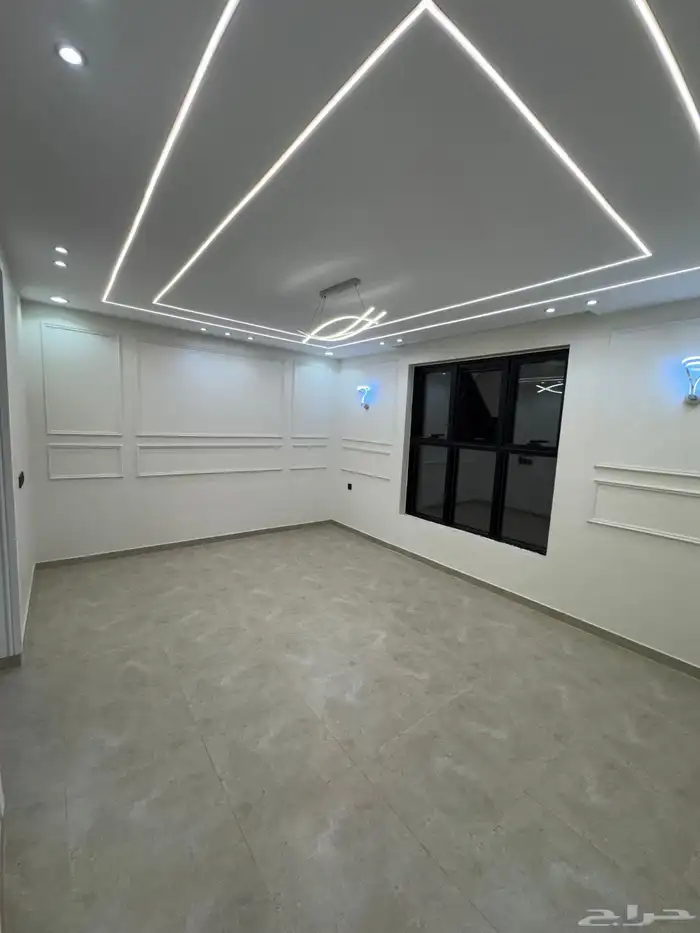 للبيع شقق تمليك علوي مع سطح ومصعد شغال بحي الضيافه ب520 الف 3