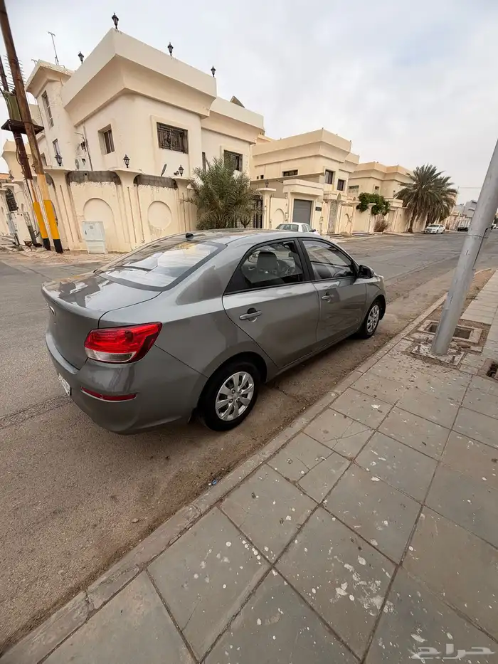 سياره كيا بيجاس 4