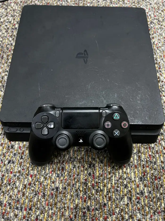 بلايستيشن 4   سوني 4 2
