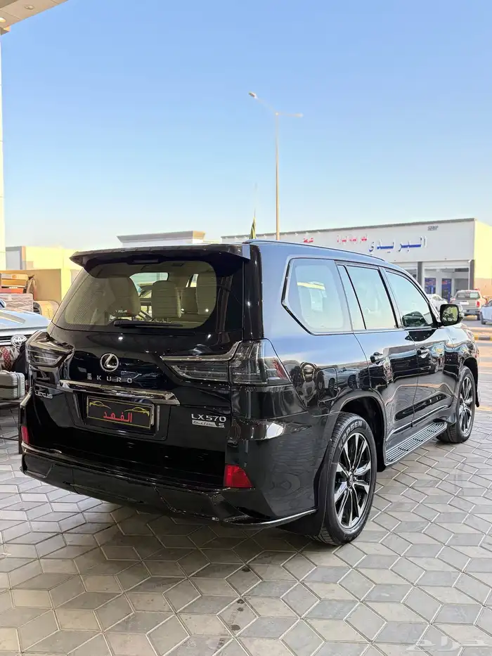 لكزس - 2016 - LX570 - فل كامل 8