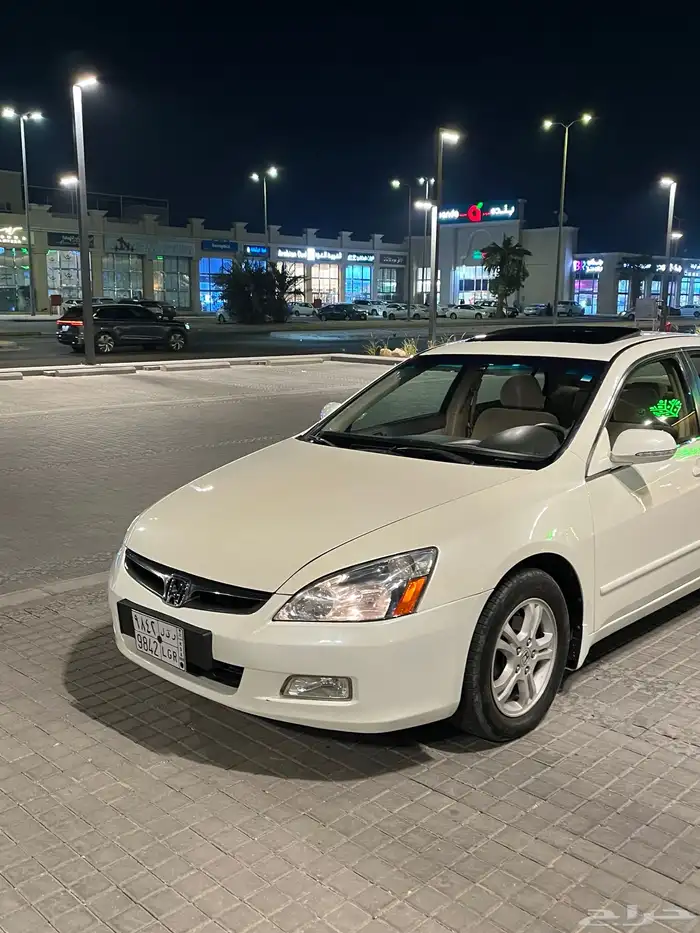 هوندا اكورد2006 12