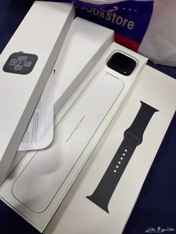 ساعة ابل se مقاس 44 3