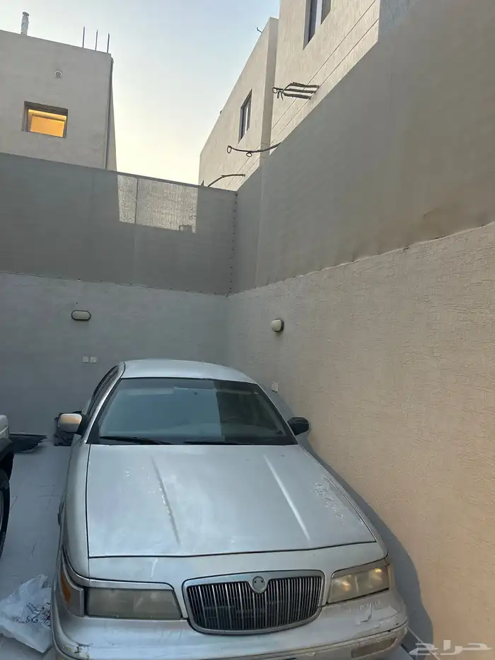 فورد جراند ماركيز 1996م 0