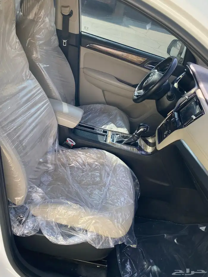 ام جي RX5 2018 8