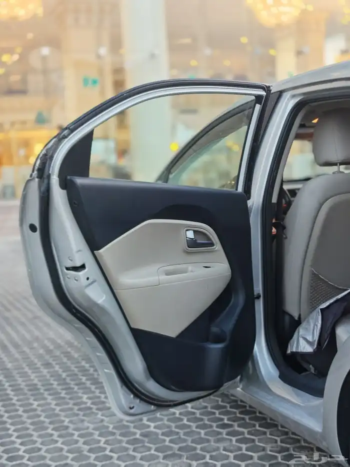 كيا ريو هاتشباك مخززن فل كامل 57