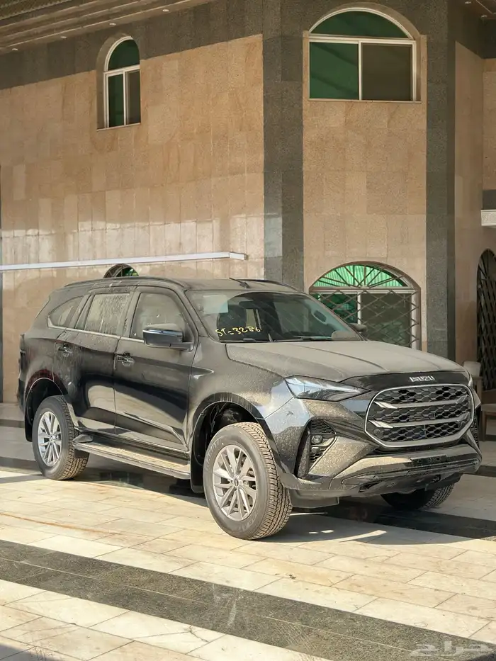 جيب ايسوزو MUX - فل كامل دبل- 2025 2