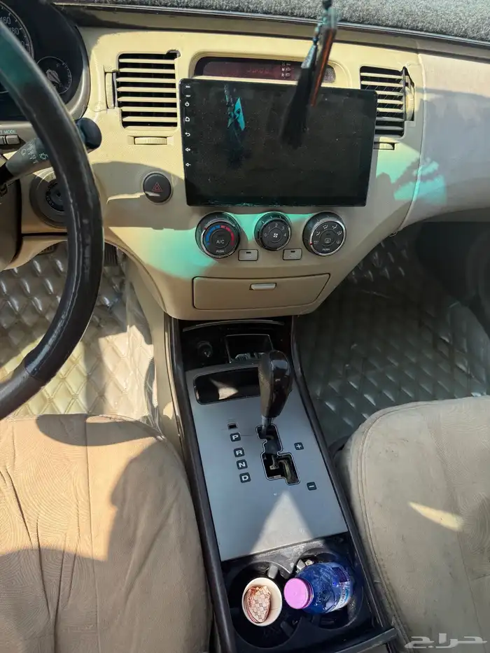 أزيرا 2011 للبيع 7