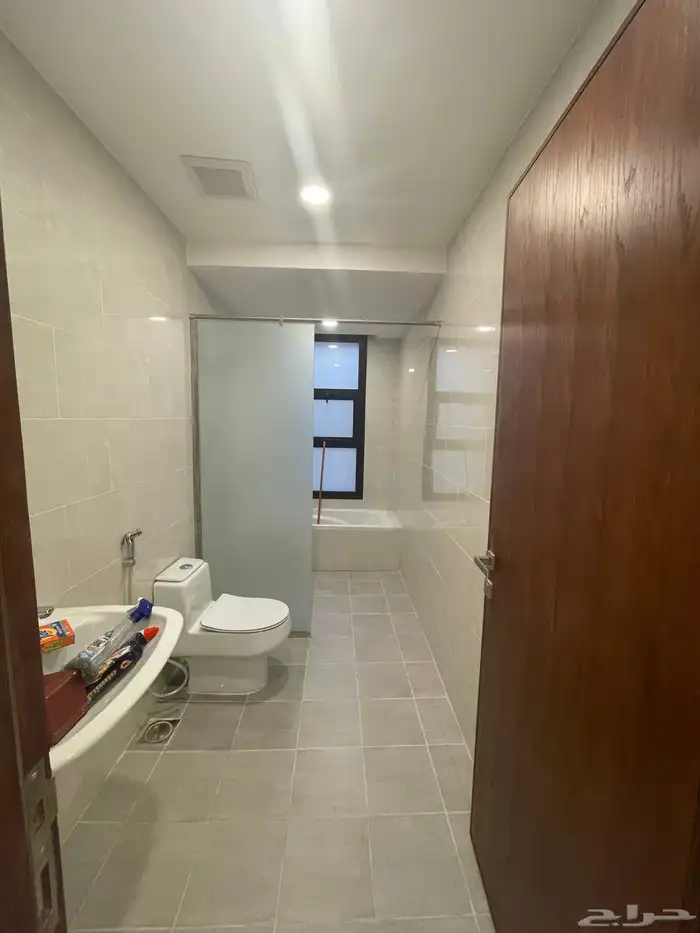 فيلا للإيجار المشرقية حي الجنادرية 25