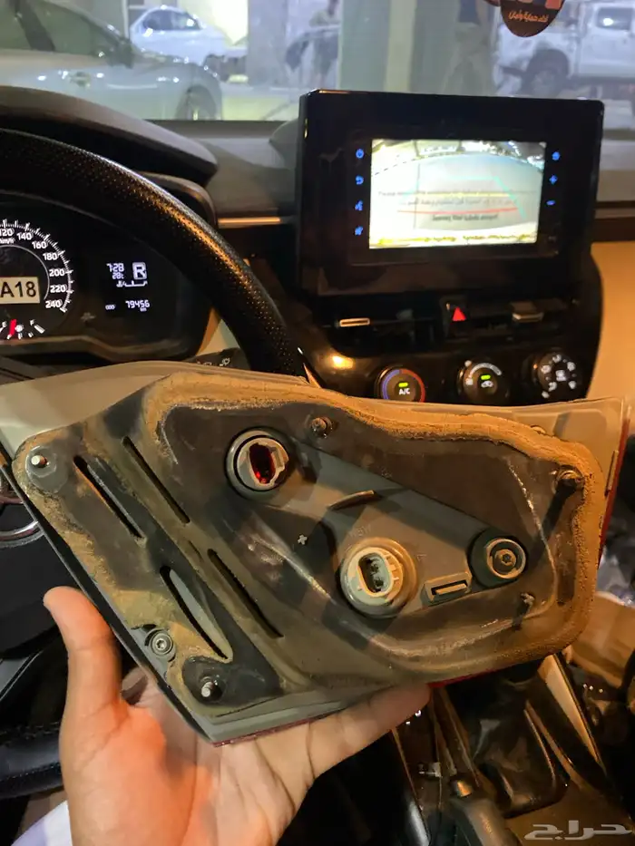 اصطب شنطة اوريون  يمين للبيع 1