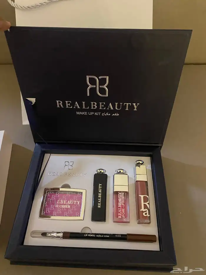 طقم مكياج ريال بيوتي 1