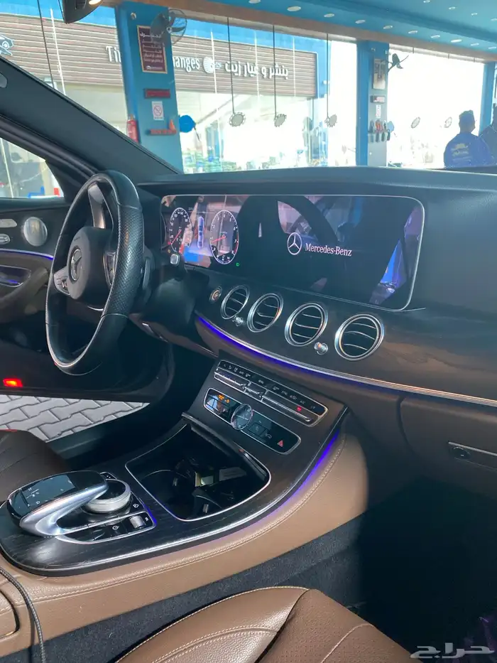 مرسيدس E300 2018 11