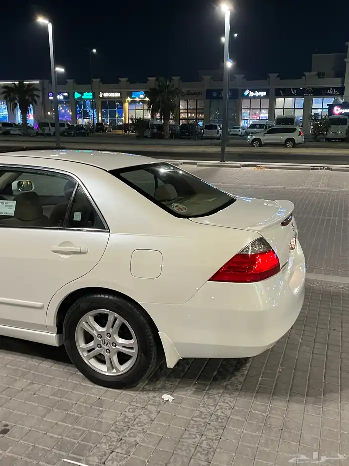 هوندا اكورد2006 11