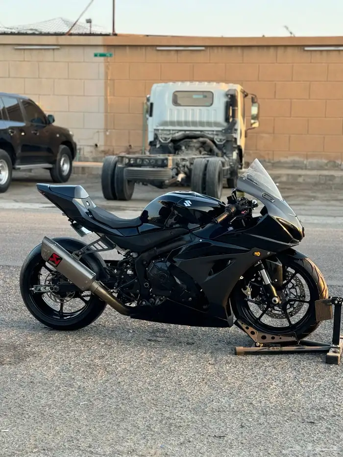 Suzuki 1000 R موديل 2020 2