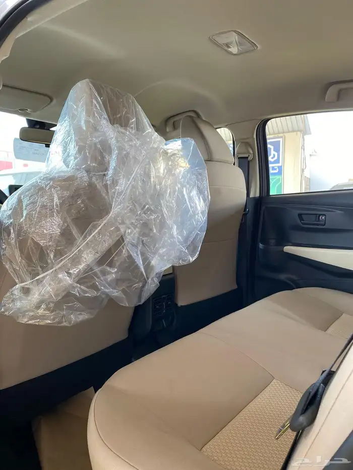 تويوتا يارس 2026 لون مييز تيتانيوم وسعر مميز 4