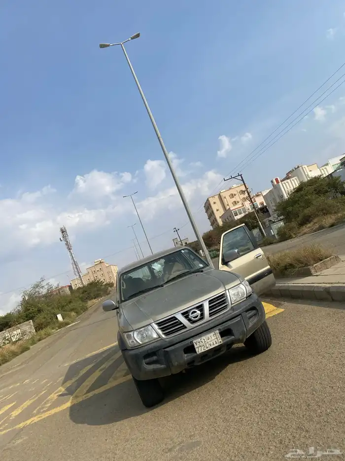 جيب نيسان باترول 2