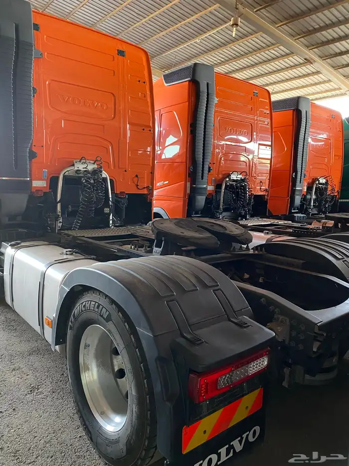 شاحنات2022 VOLVO 4