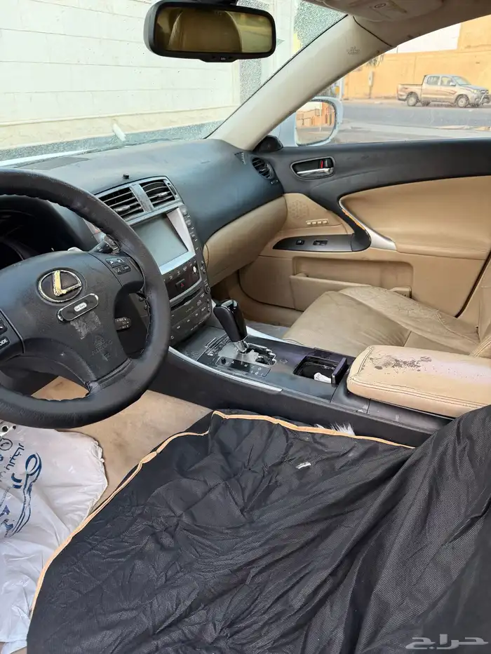 لكزس is300 موديل 2008 مفحوص ومجدد السعر 15 الف قابل للتفاوض 32