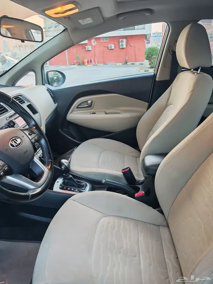 كيا ريو هاتشباك مخززن فل كامل 36