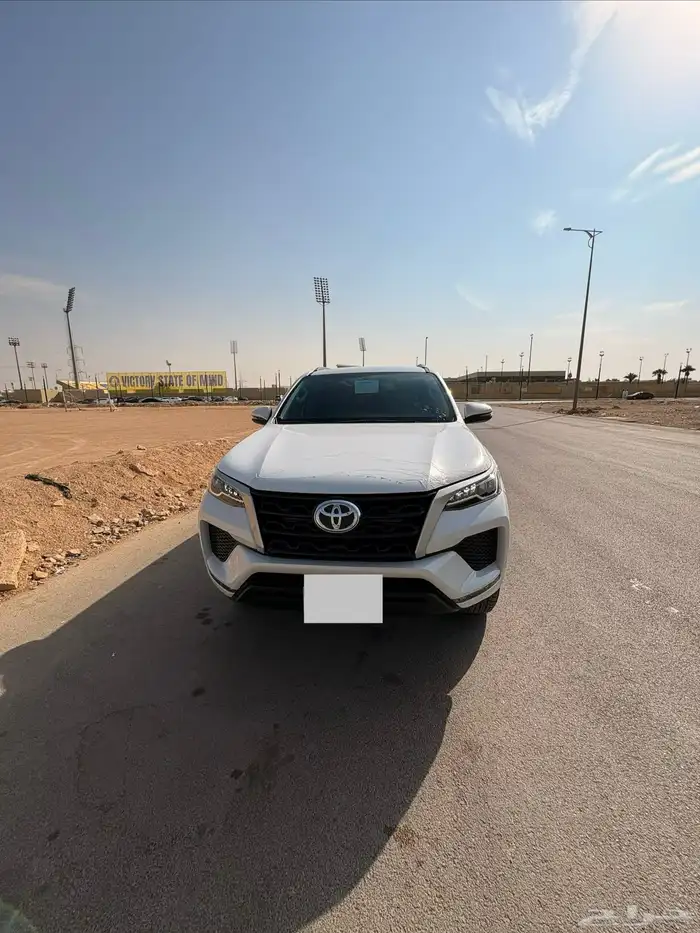 فوتشنر 2400 ديزل 2025 عداد 4 الاف 1