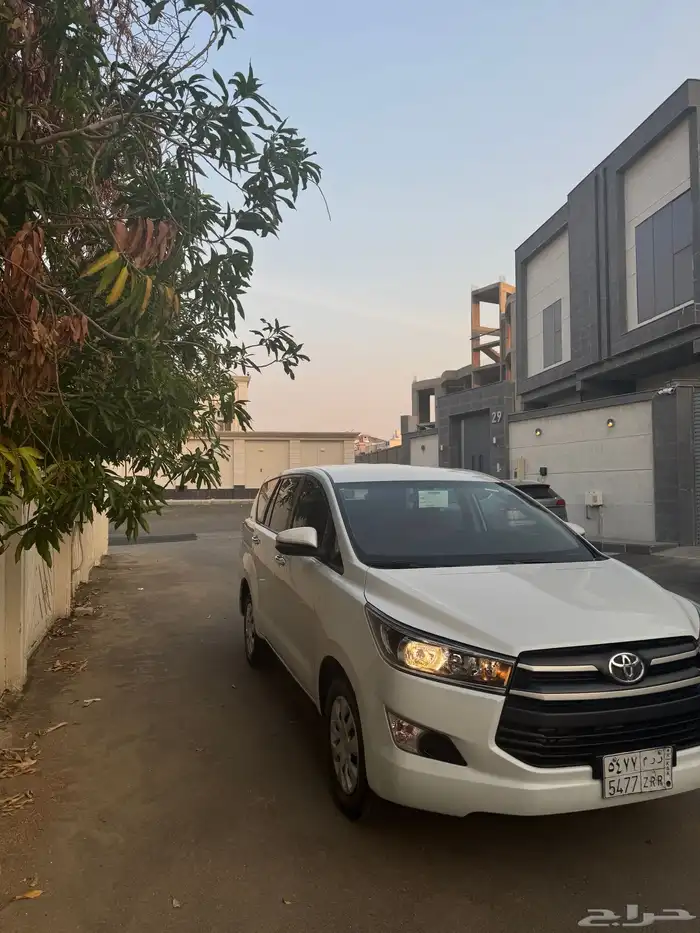 تويوتا انوفا 2023 ديزل للبيع 4