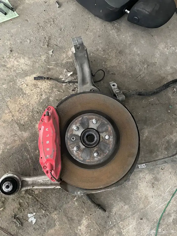 قطع غيار تسلا بجميع فئاتها 8