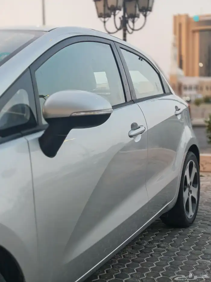 كيا ريو هاتشباك مخززن فل كامل 8