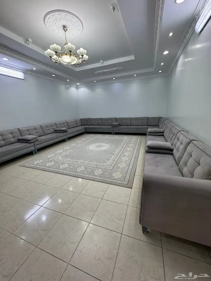 مجلس 8 في 5 كامل مع الستارة 4