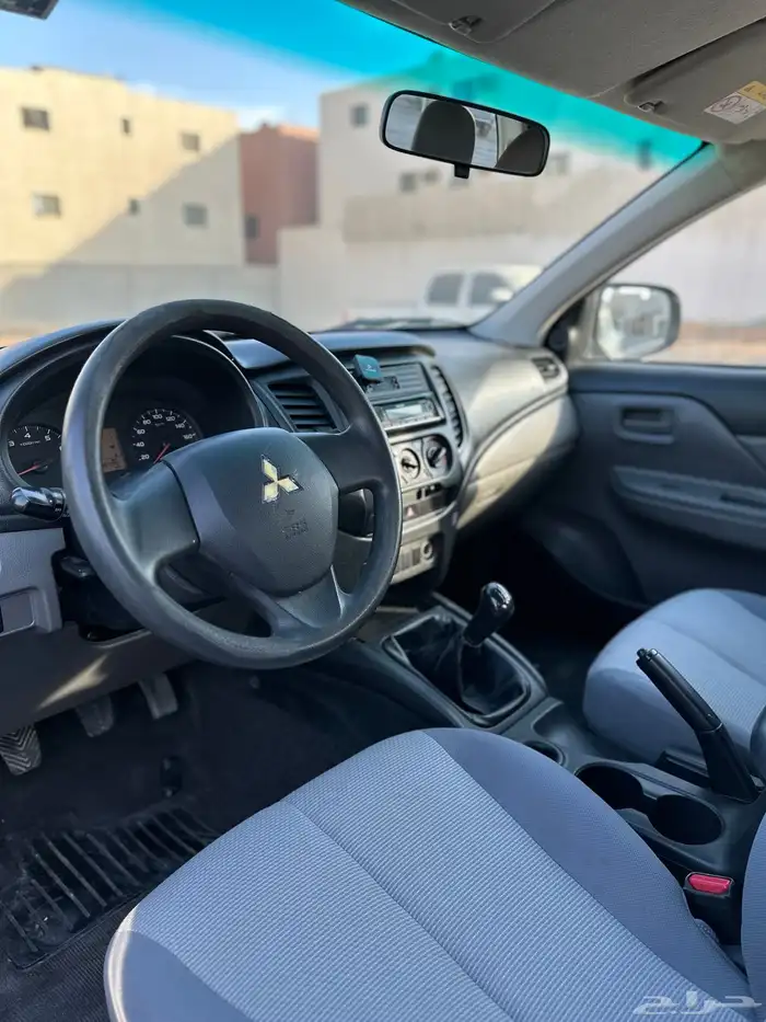 متسبيشي L200 2018 بنزين 9