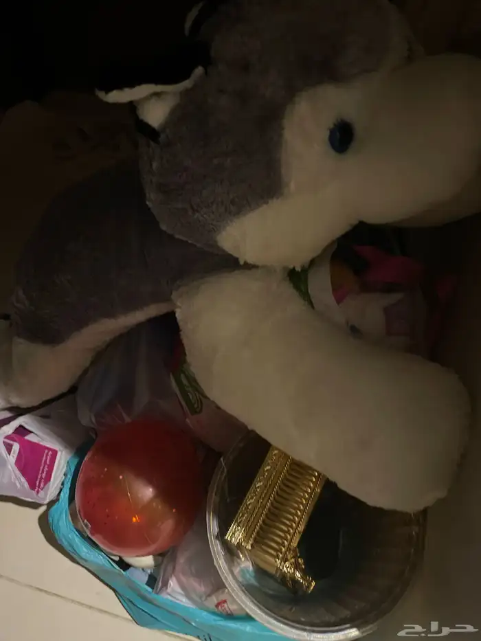 راوترات وبعض العاب اطفال وملابس واواني اذا احد يحتاجها 0