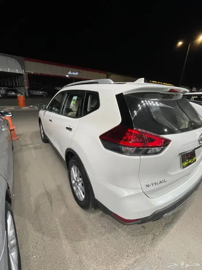 اكس تريل 2022 13