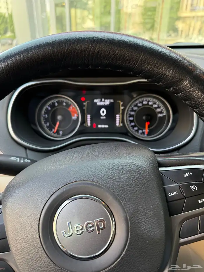 سبورت جيب شيروكي 1