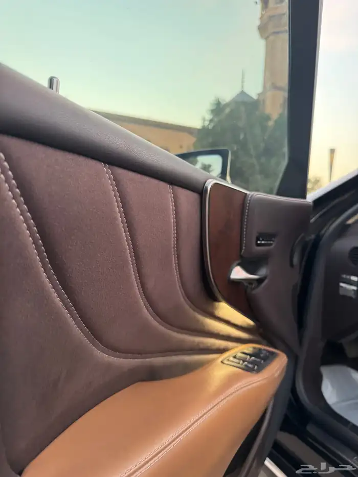 لكزس LS 500 سعودي 13