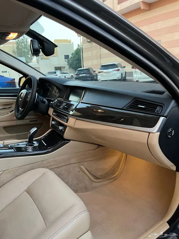 بي ام دبليو 528i 39