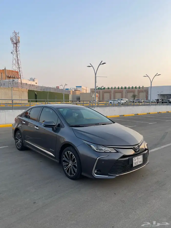 تويوتا كورلا 2022 فل كامل ممشى قليل 2