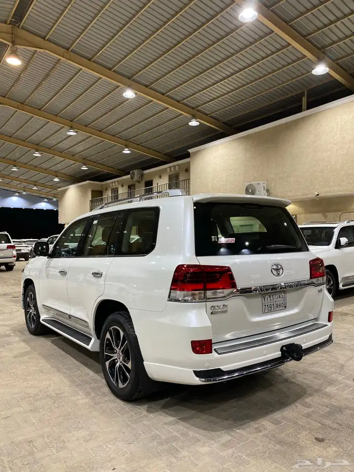 للبيع جيب جي اكس ار 2021 تورينق عبداللطيف عداد 142 الف 8