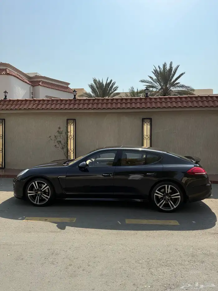 بورش باناميرا 7