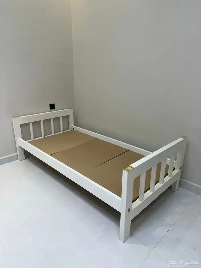 سريرين نفر واحد للبيع 1