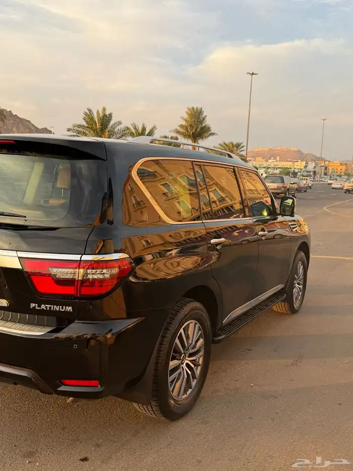 نيسان باترول بلاتينيوم   فل كامل   نظيف جدا 30