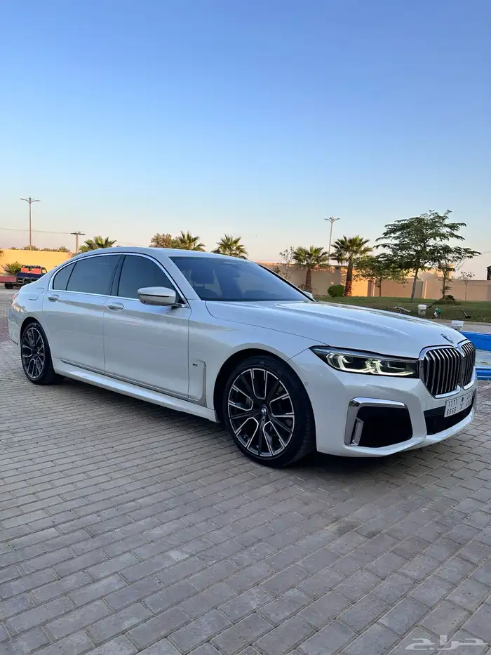 بي ام دبليو 2020-730Liكت ام فل كامل 10