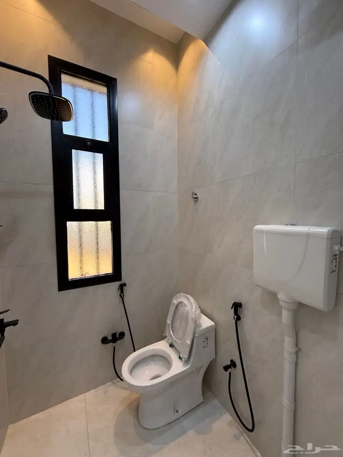 للبيع روف علوي مستقل نظام شقتين منفصلين بسعر فرصة 650 الف 7